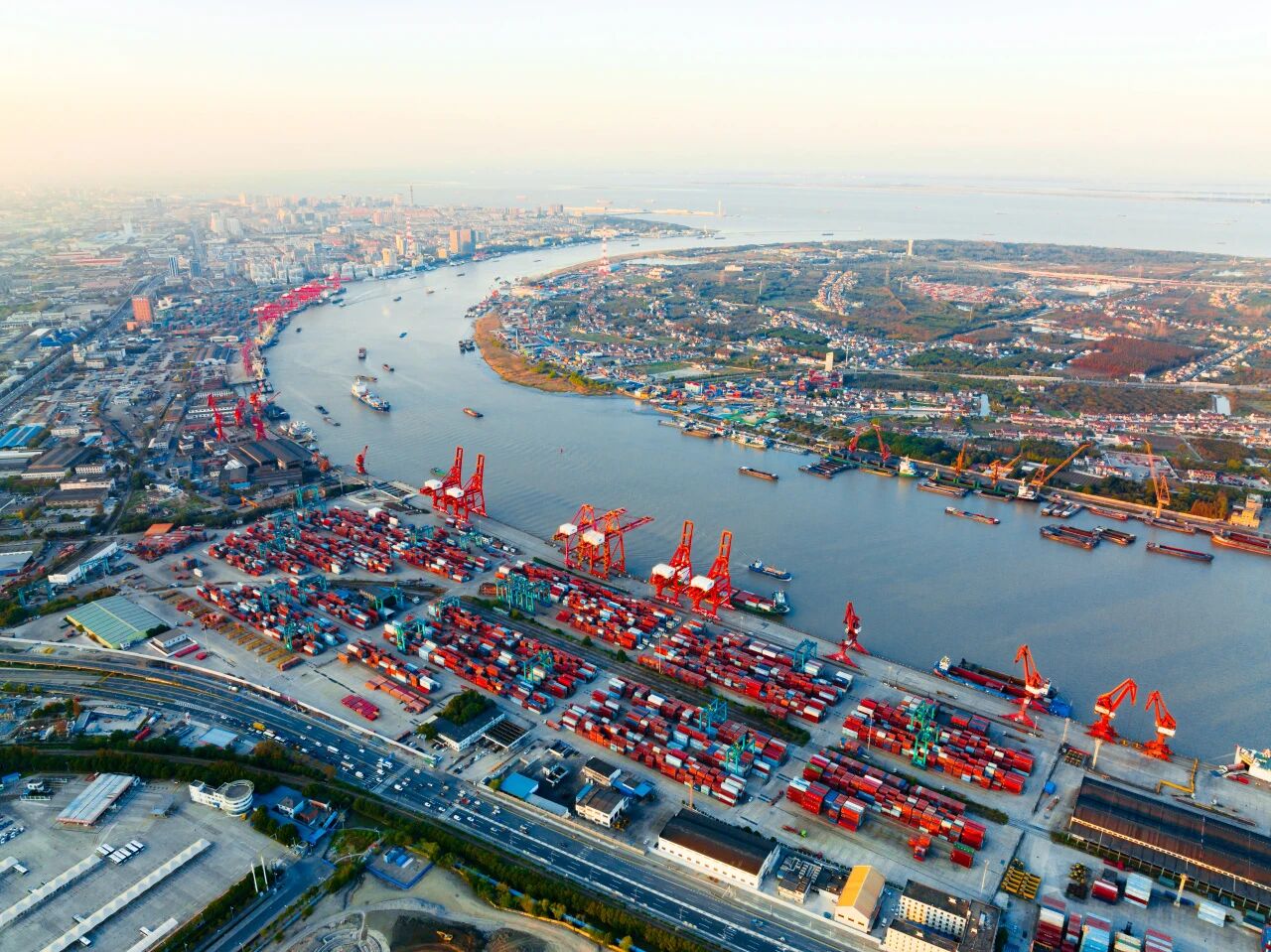 《上海市国土空间近期实施规划（2026—2030年）》 专题系列解读9: 陆海协同、江海联动，助推现代海洋城市高质量发展